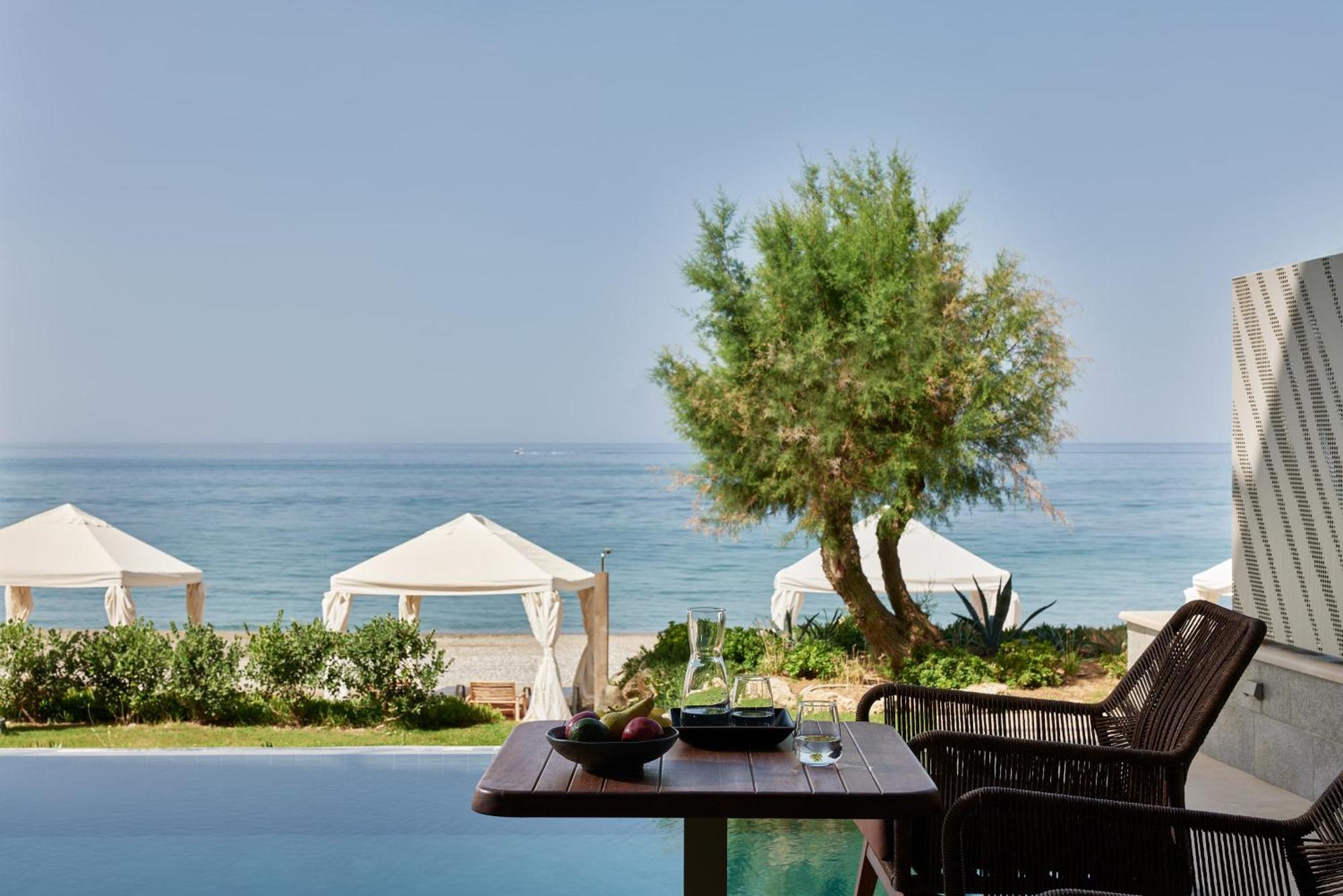 Amira Luxury Resort & Spa - Adults Only Adelianos Kampos Zimmer foto